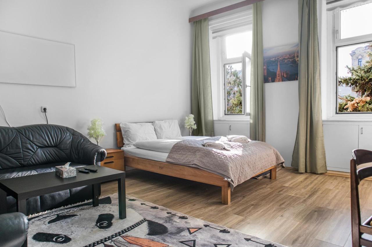 Cozy 1br Apt. Near Millenium Tower & Danube River Apartament